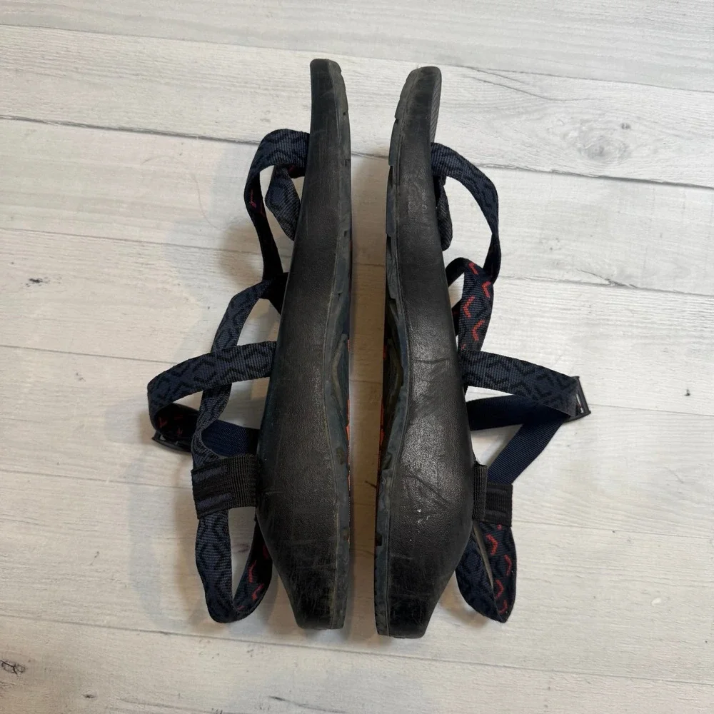 Chaco mens Z2 classic sports sandal blue black size 12‎